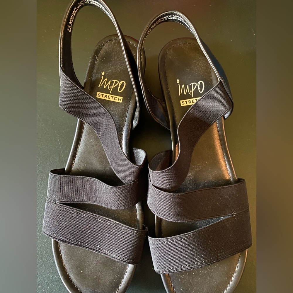 Sandals - Picture 2 of 4